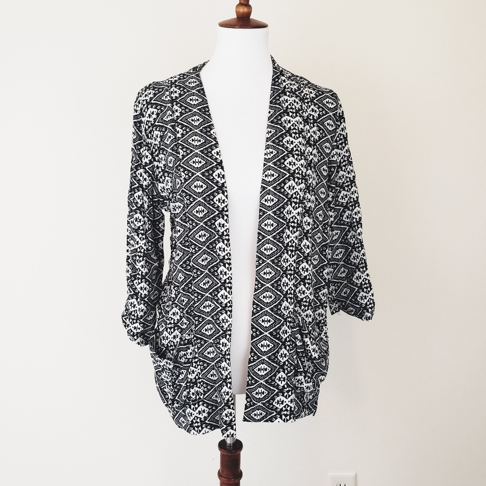 Hollister Black White Print Cardigan Open Front Drape Geo Mosaic Southwest Small